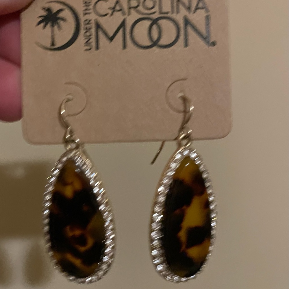 NWT Leopard Print Drop Earrings